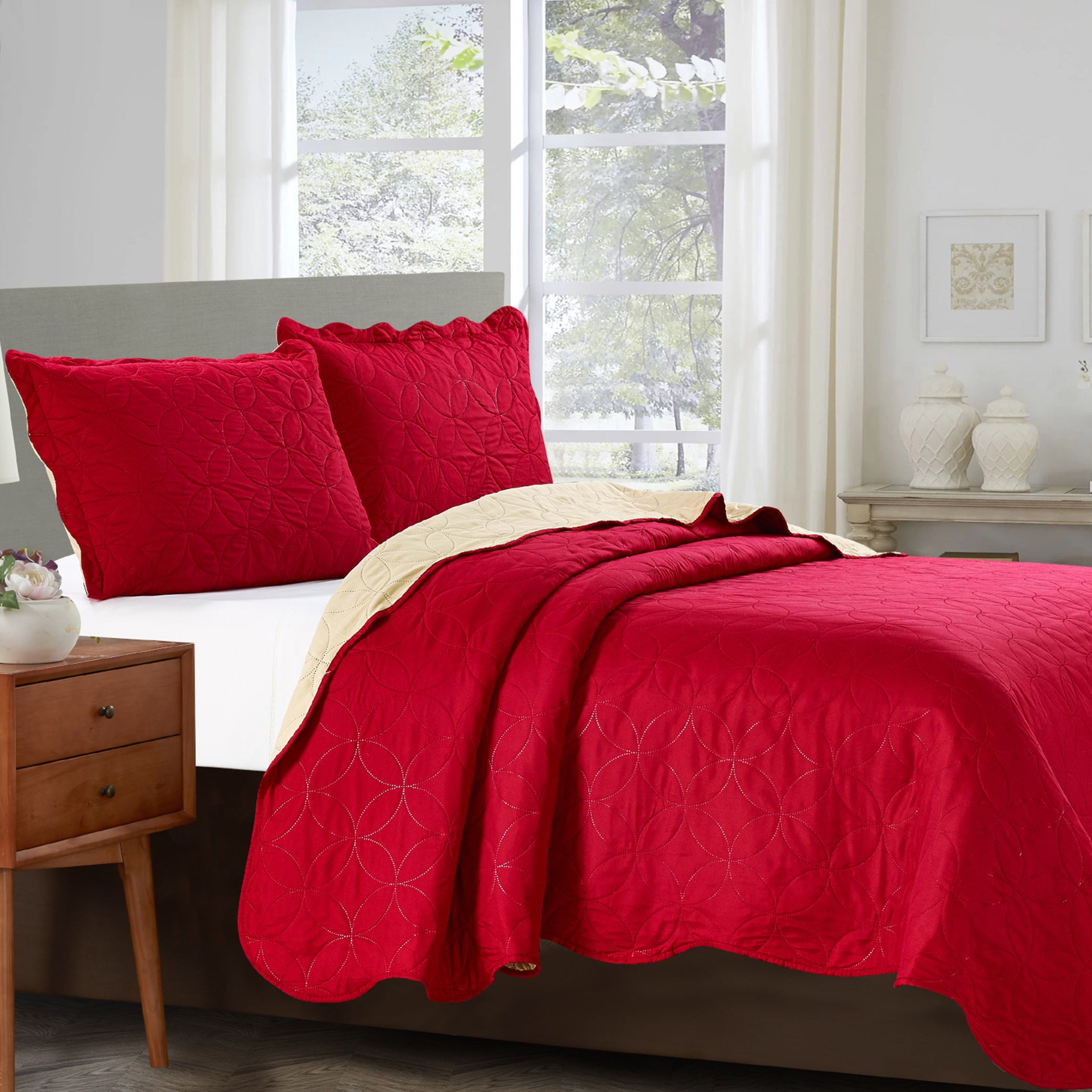 Sherry 3 Piece Solid Reversible Quilt Set Red